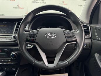 Hyundai TUCSON 2.0 CRDi Premium SE Auto 4WD Euro 6 5dr