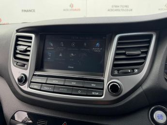 Hyundai TUCSON 2.0 CRDi Premium SE Auto 4WD Euro 6 5dr