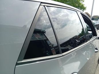 Volkswagen ID.3 Pro Performance 58kWh Family Auto 5dr