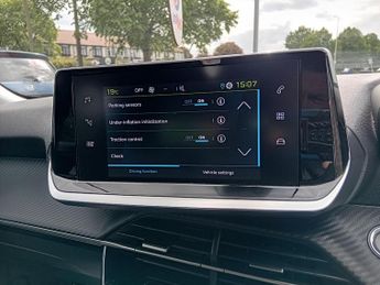 Peugeot E-2008 50kWh Active Premium + Auto 5dr (7kW Charger)