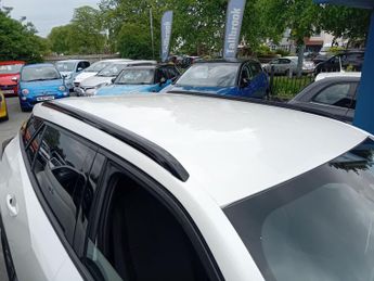 Peugeot E-2008 50kWh Active Premium + Auto 5dr (7kW Charger)