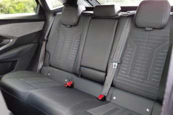 Peugeot E-3008 73kWh GT SUV 5dr Electric Auto (210 ps)