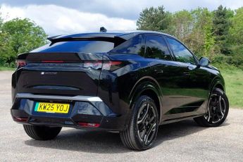 Peugeot E-3008 73kWh GT SUV 5dr Electric Auto (210 ps)
