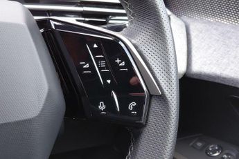 Peugeot E-3008 73kWh GT SUV 5dr Electric Auto (210 ps)