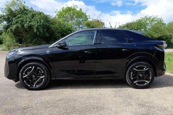 Peugeot E-3008 73kWh GT SUV 5dr Electric Auto (210 ps)
