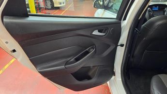 Ford Focus 2.0 SPORTS AUTO PETROL ULEZ FREE