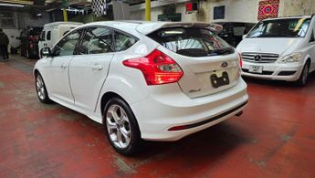 Ford Focus 2.0 SPORTS AUTO PETROL ULEZ FREE