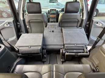 Nissan Pathfinder 2.5 TD Mammoth Sports Adventure 5dr