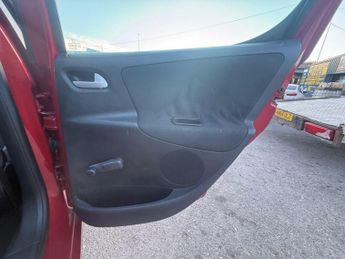 Peugeot 207 1.4 VTi S 5dr (a/c)