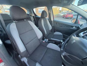 Peugeot 207 1.4 VTi S 5dr (a/c)