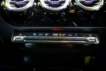 Mercedes-Benz A Class 1.3 A180h MHEV Sport (Executive) 7G-DCT Euro 6 (s/s) 5dr