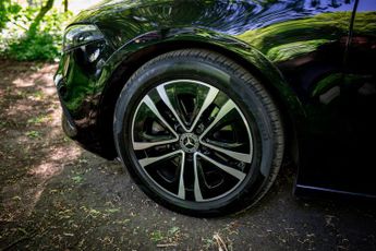 Mercedes-Benz A Class 1.3 A180h MHEV Sport (Executive) 7G-DCT Euro 6 (s/s) 5dr
