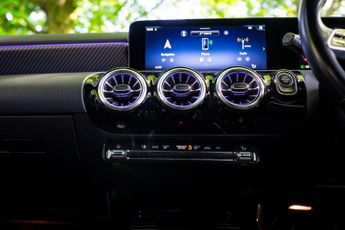 Mercedes-Benz A Class 1.3 A180h MHEV Sport (Executive) 7G-DCT Euro 6 (s/s) 5dr