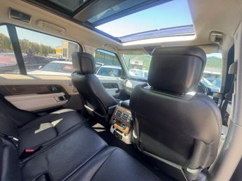 Land Rover Range Rover 3.0 SD V6 Vogue Auto 4WD Euro 6 (s/s) 5dr
