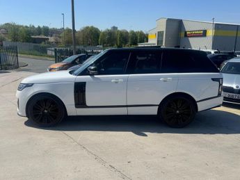 Land Rover Range Rover 3.0 SD V6 Vogue Auto 4WD Euro 6 (s/s) 5dr
