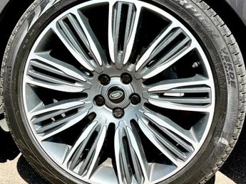 Land Rover Range Rover 3.0 SD V6 Vogue Auto 4WD Euro 6 (s/s) 5dr