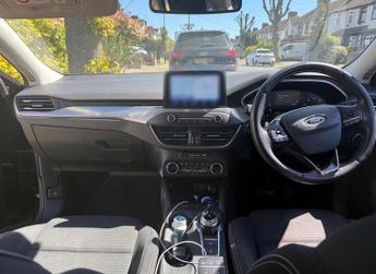 Ford Focus 1.0T EcoBoost Titanium Auto Euro 6 (s/s) 5dr