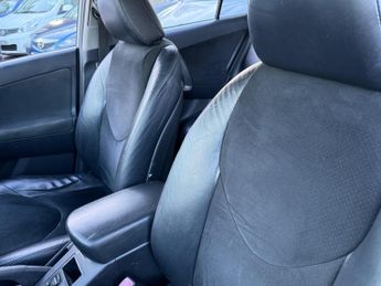 Toyota RAV4 2.2 D-CAT XT-R Auto 4WD Euro 5 5dr