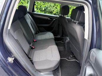Volkswagen Passat 2.0 TDI BlueMotion Tech SE DSG Euro 5 (s/s) 5dr