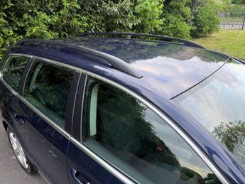 Volkswagen Passat 2.0 TDI BlueMotion Tech SE DSG Euro 5 (s/s) 5dr