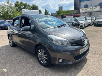 Toyota Yaris 1.33 Dual VVT-i Icon Plus Euro 5 5dr