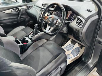 Nissan Qashqai 1.6 dCi N-Connecta XTRON Euro 6 (s/s) 5dr