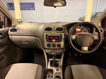 Ford Focus 1.8 Zetec 5dr