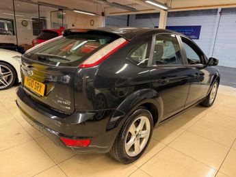Ford Focus 1.8 Zetec 5dr