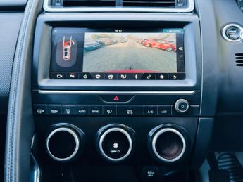 Jaguar E-PACE 2.0 D150 Euro 6 (s/s) 5dr