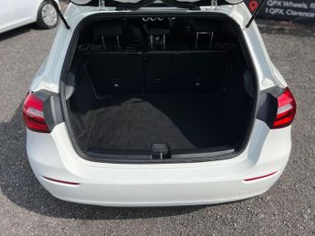 Mercedes-Benz A Class 1.5 A180d SE 7G-DCT Euro 6 (s/s) 5dr