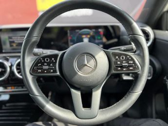 Mercedes-Benz A Class 1.5 A180d SE 7G-DCT Euro 6 (s/s) 5dr