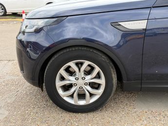 Land Rover Discovery 3.0 TD V6 SE Auto 4WD Euro 6 (s/s) 5dr
