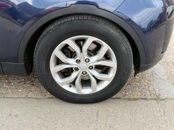Land Rover Discovery 3.0 TD V6 SE Auto 4WD Euro 6 (s/s) 5dr