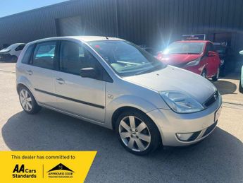 Ford Fiesta 1.6 Ghia 5dr