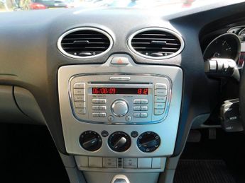 Ford Focus 1.6 Zetec 5dr