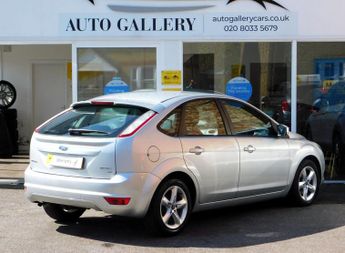 Ford Focus 1.6 Zetec 5dr