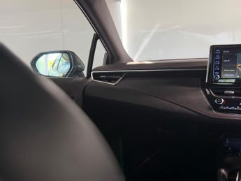 Toyota Corolla 2.0 VVT-h Excel CVT Euro 6 (s/s) 5dr