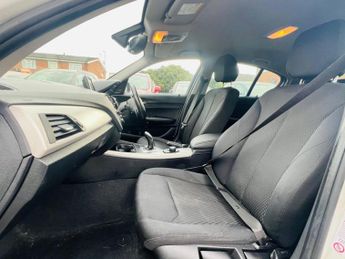 BMW 1 Series 2.0 120d SE Auto Euro 5 (s/s) 5dr