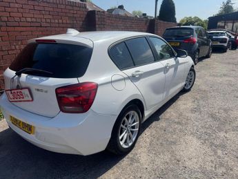 BMW 1 Series 2.0 120d SE Auto Euro 5 (s/s) 5dr