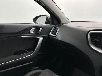 Kia Ceed 1.6 CRDi MHEV 2 Euro 6 (s/s) 5dr