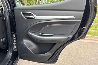 MG ZS 115kW SE EV Long Range 73kWh Auto