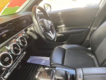 Mercedes-Benz A Class 1.5 A180d Sport (Executive) 7G-DCT Euro 6 (s/s) 5dr