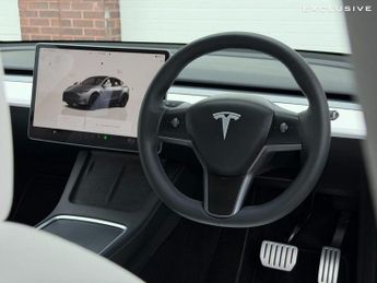 Tesla Model Y (Dual Motor) Performance Auto 4WDE 5dr