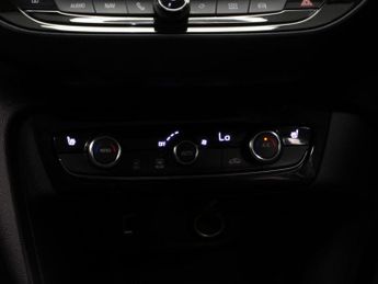 Vauxhall Corsa Electric 50kWh Elite Nav Premium Auto 5dr (7.4Kw Charger)