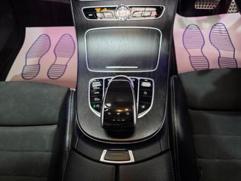 Mercedes-Benz E Class 3.0 E400 V6 AMG Line (Premium Plus) G-Tronic+ 4MATIC Euro 6 (s/s