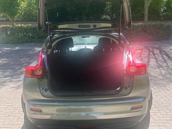 Nissan Juke 1.6 Acenta Premium Euro 5 (s/s) 5dr