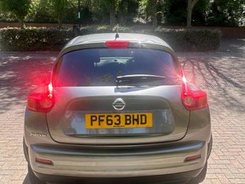 Nissan Juke 1.6 Acenta Premium Euro 5 (s/s) 5dr