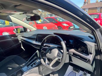 Volkswagen Golf 1.5 eTSI MHEV Active DSG Euro 6 (s/s) 5dr