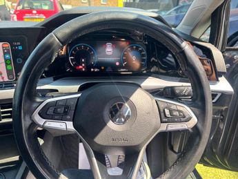 Volkswagen Golf 1.5 eTSI MHEV Active DSG Euro 6 (s/s) 5dr