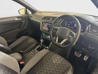 Volkswagen Tiguan 1.4 TSI 13kWh R-Line SUV 5dr Petrol Plug-in Hybrid DSG Euro 6 (s